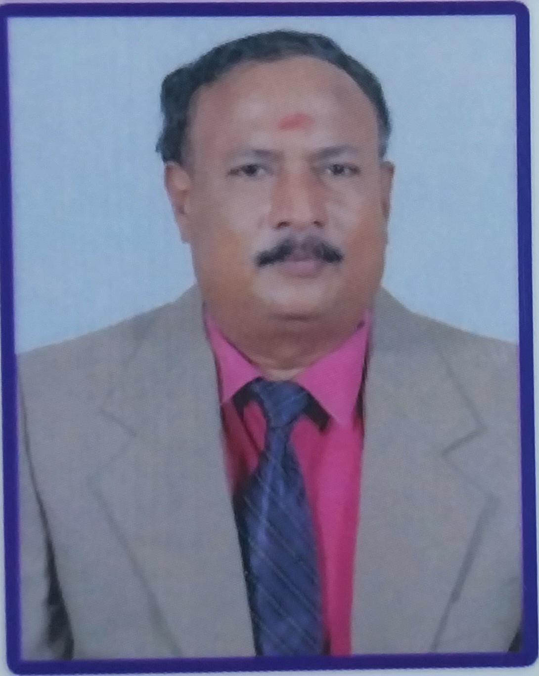 DR. GANESAN S : PROFESSOR